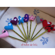 lapices con adornos de fieltro